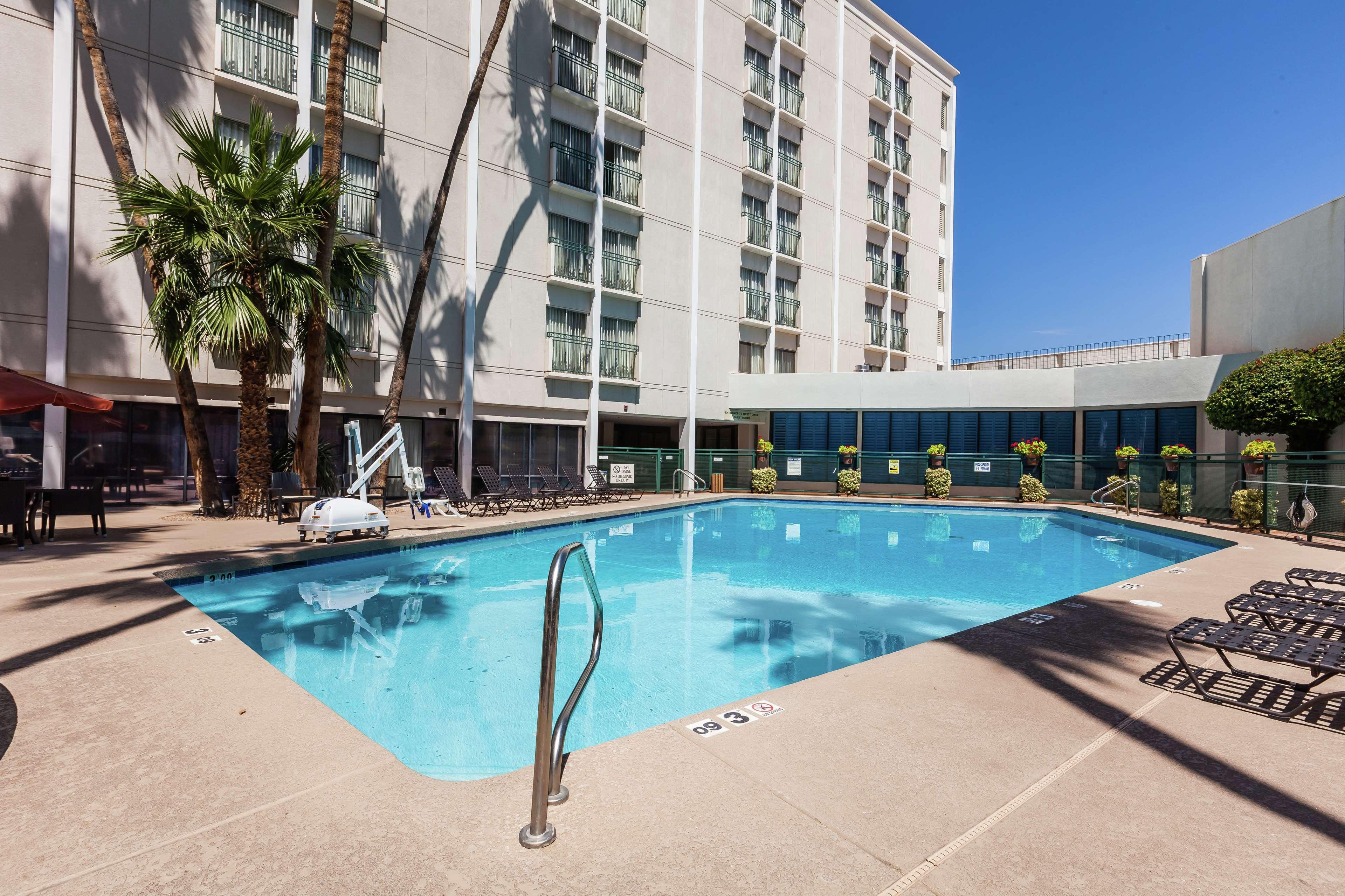 Hilton Garden Inn Phoenix Midtown Esterno foto